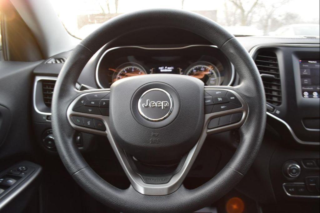 used 2019 Jeep Cherokee car, priced at $12,995
