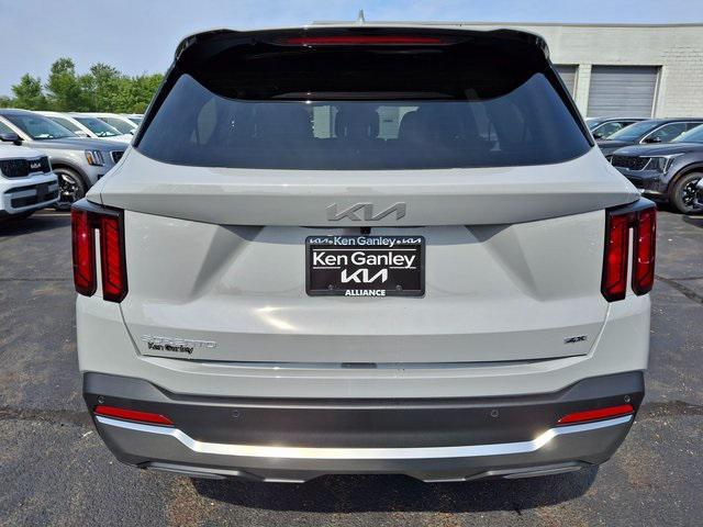 new 2025 Kia Sorento car, priced at $33,420