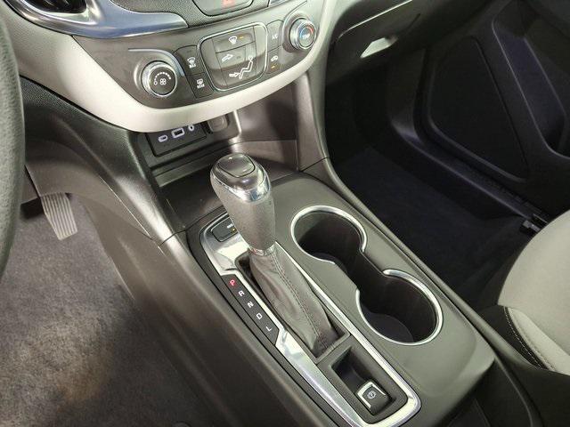 used 2021 Chevrolet Equinox car, priced at $15,900