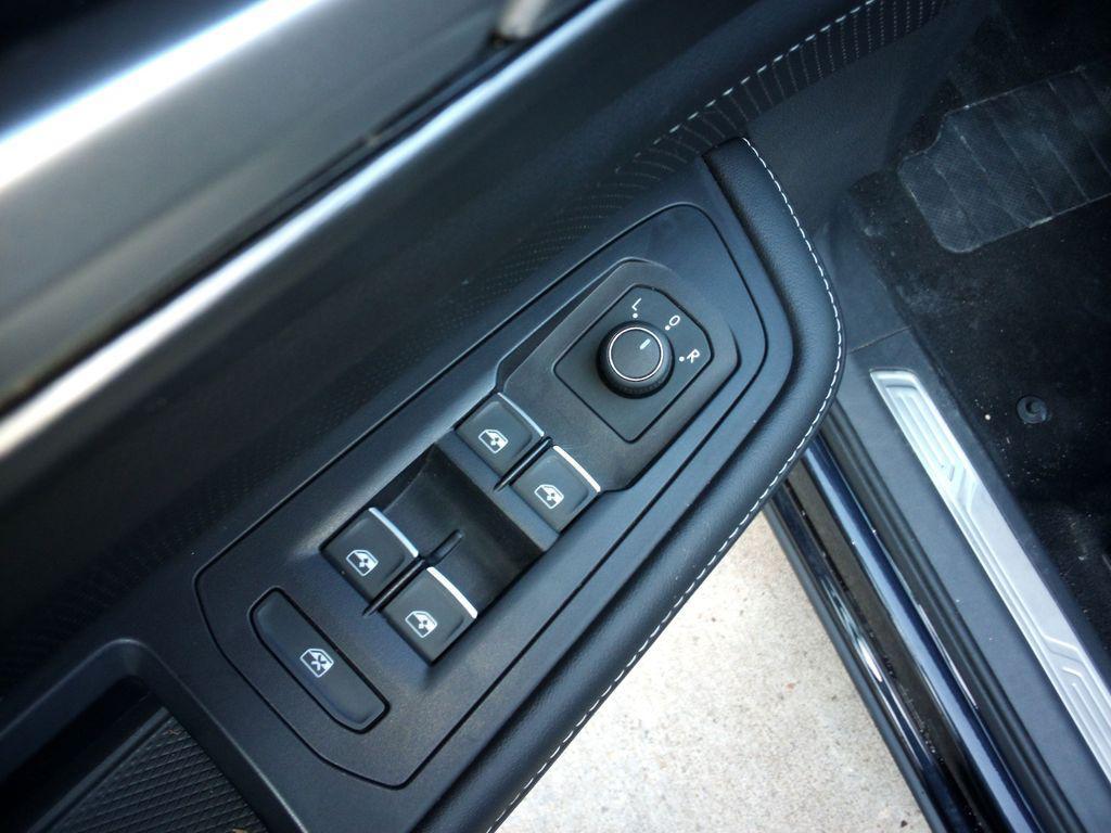 used 2025 Volkswagen Atlas Cross Sport car, priced at $33,302