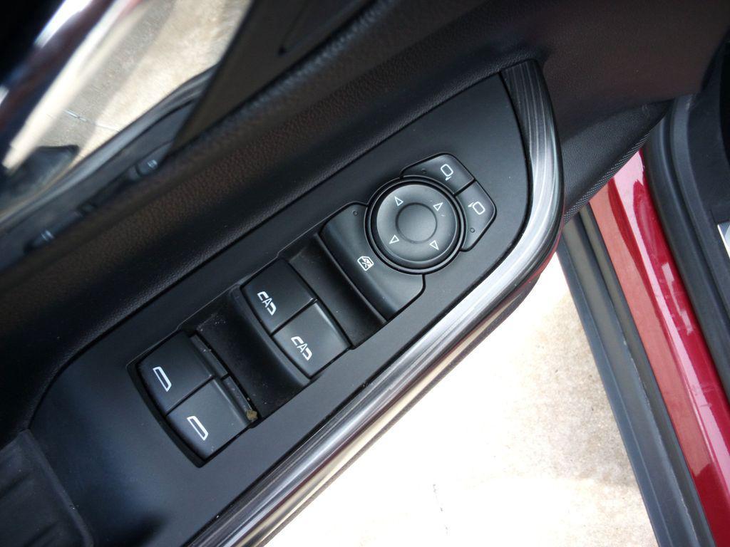 used 2023 GMC Acadia car, priced at $26,389