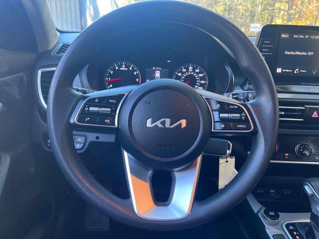 used 2022 Kia Seltos car, priced at $17,917