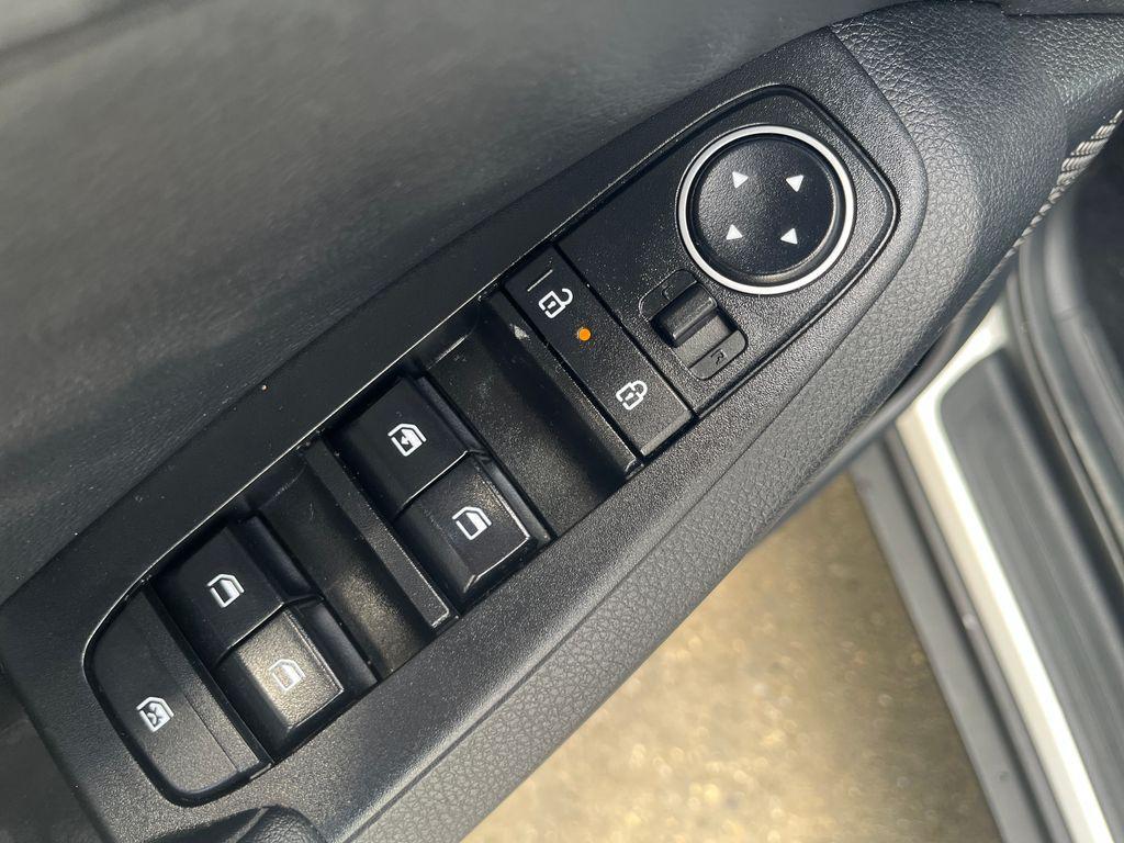 used 2024 Kia Seltos car, priced at $21,917