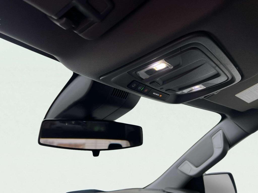 used 2022 Chevrolet Silverado 1500 car, priced at $38,468