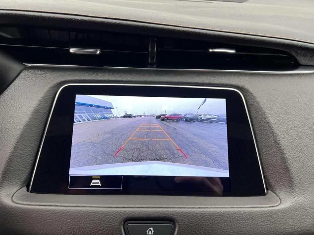 used 2023 Cadillac XT4 car, priced at $30,890