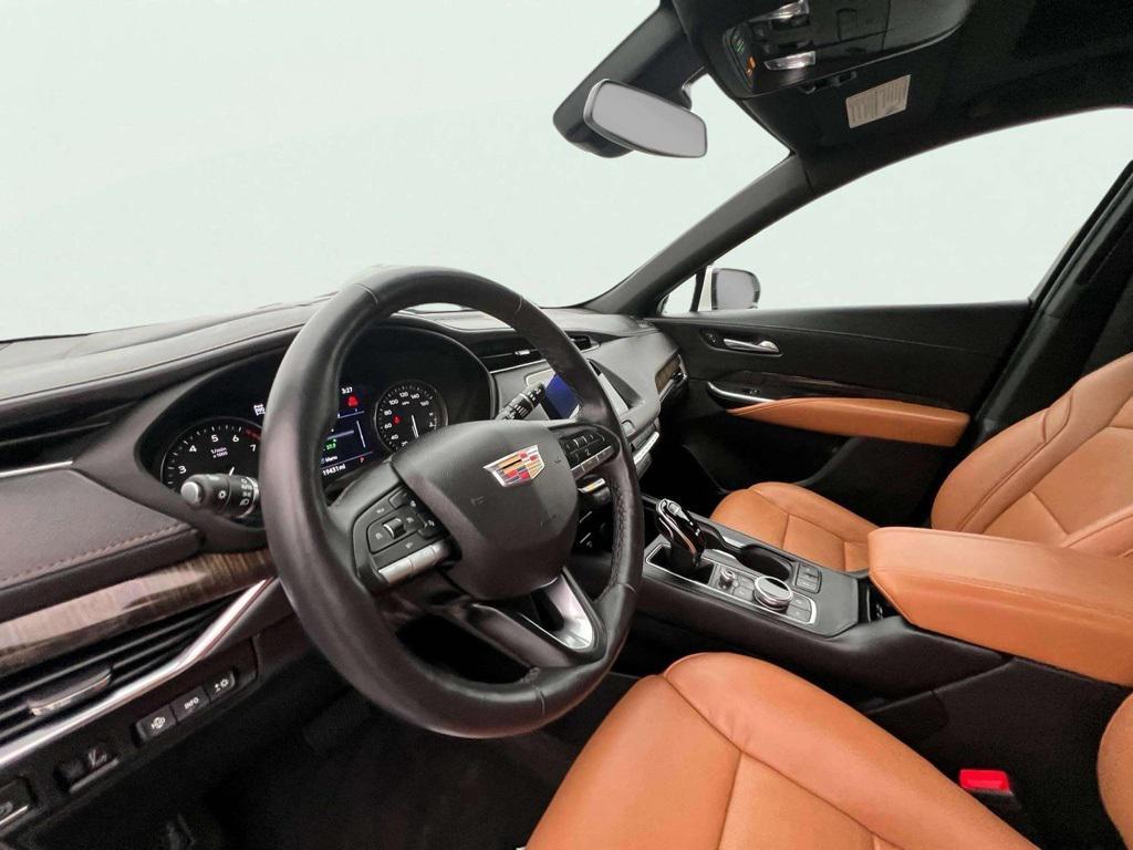used 2023 Cadillac XT4 car, priced at $30,890