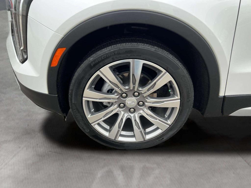 used 2023 Cadillac XT4 car, priced at $30,890
