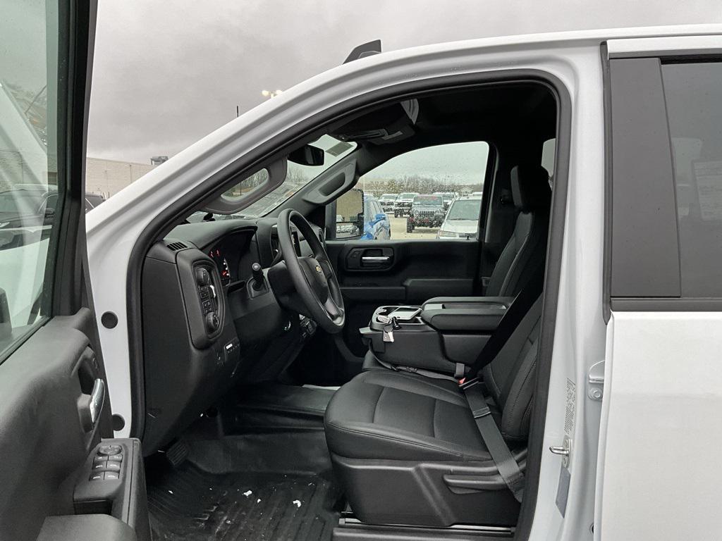 new 2024 Chevrolet Silverado 3500 car, priced at $68,555