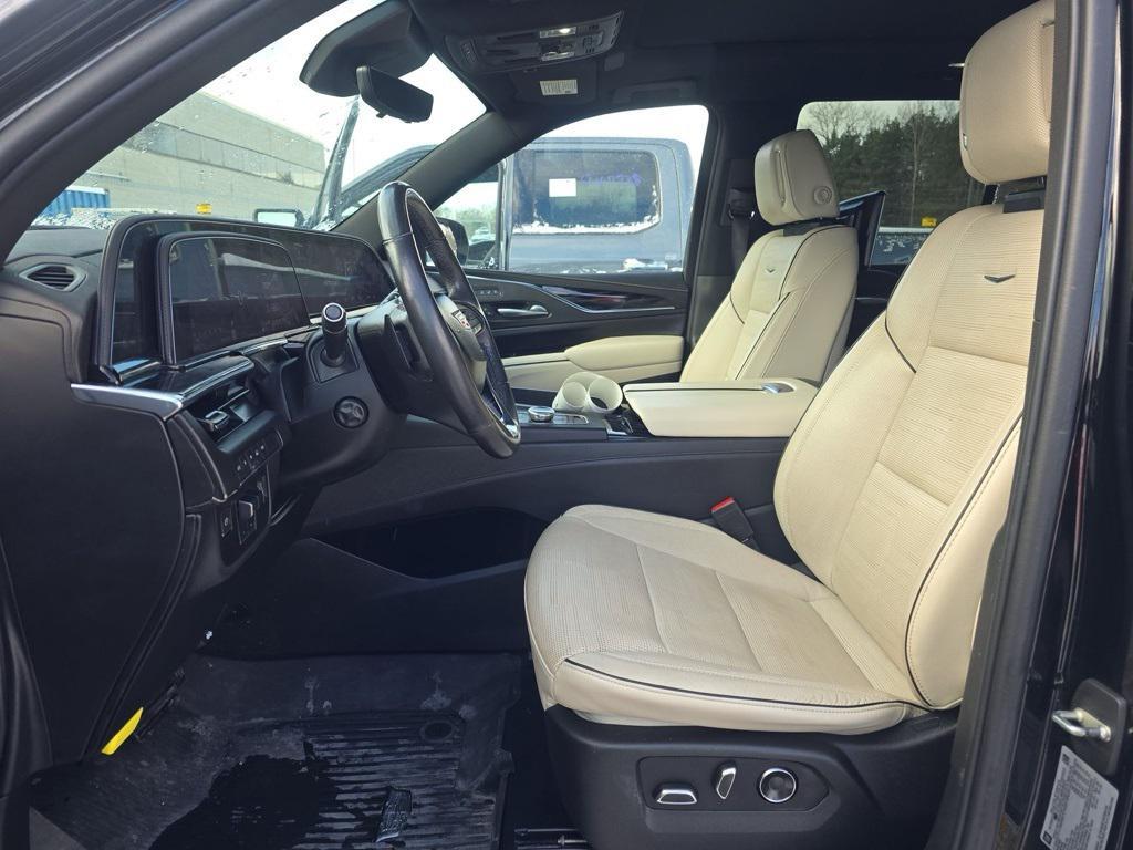 used 2021 Cadillac Escalade car, priced at $65,387