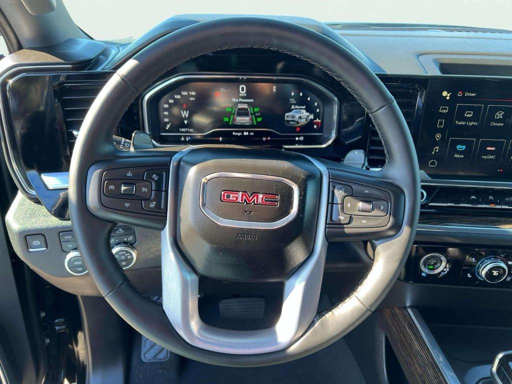 used 2024 GMC Sierra 1500 car, priced at $49,422