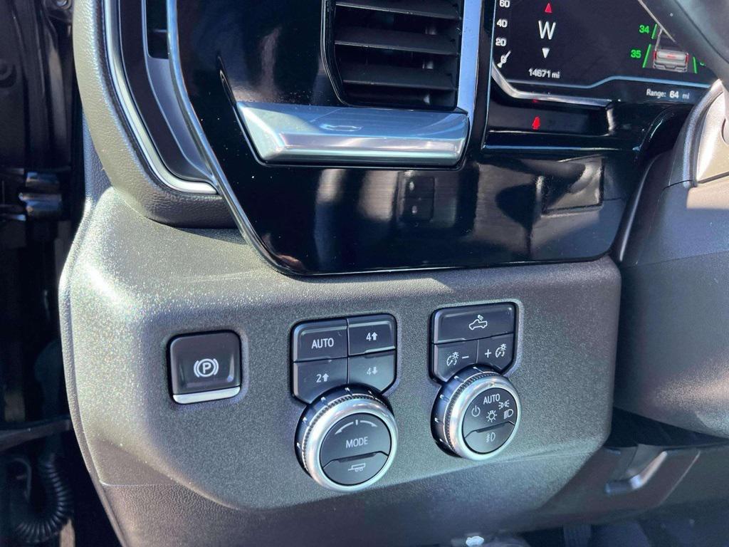 used 2024 GMC Sierra 1500 car, priced at $49,422