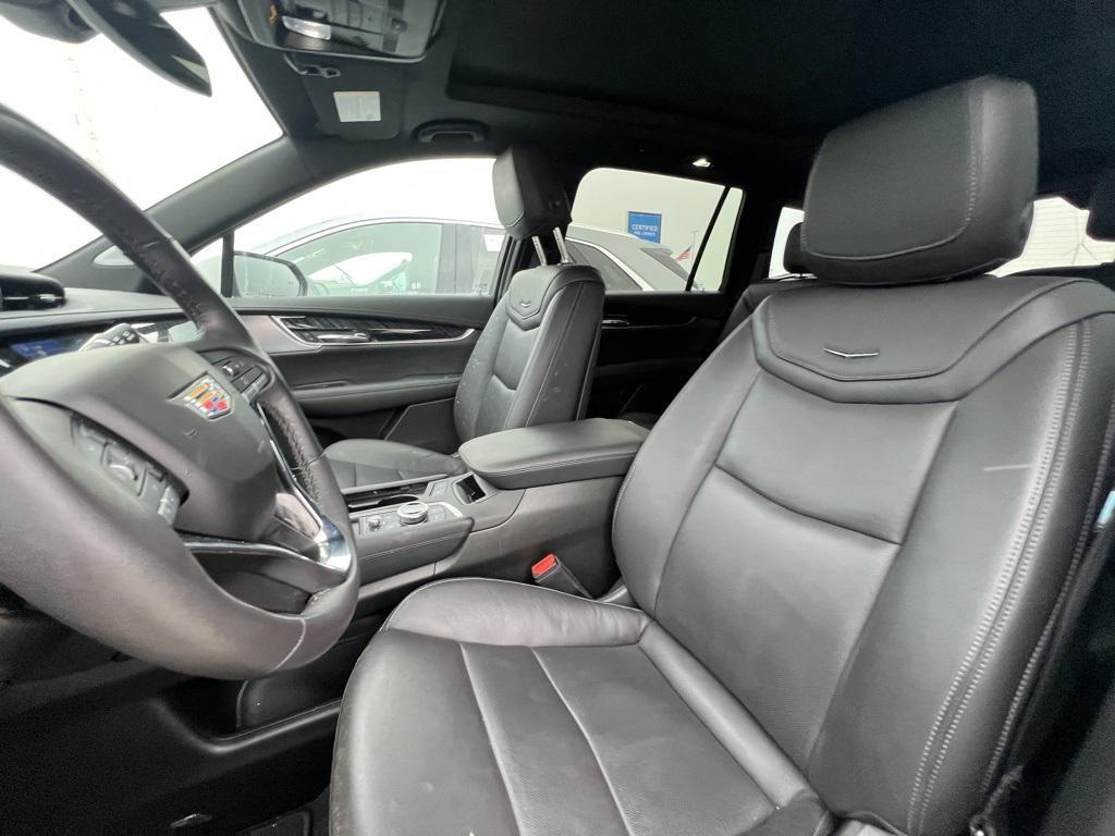 used 2025 Cadillac XT6 car, priced at $44,995