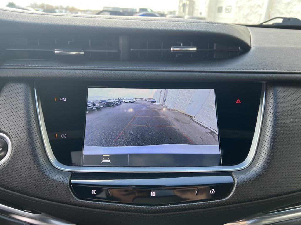 used 2021 Cadillac XT5 car, priced at $25,877