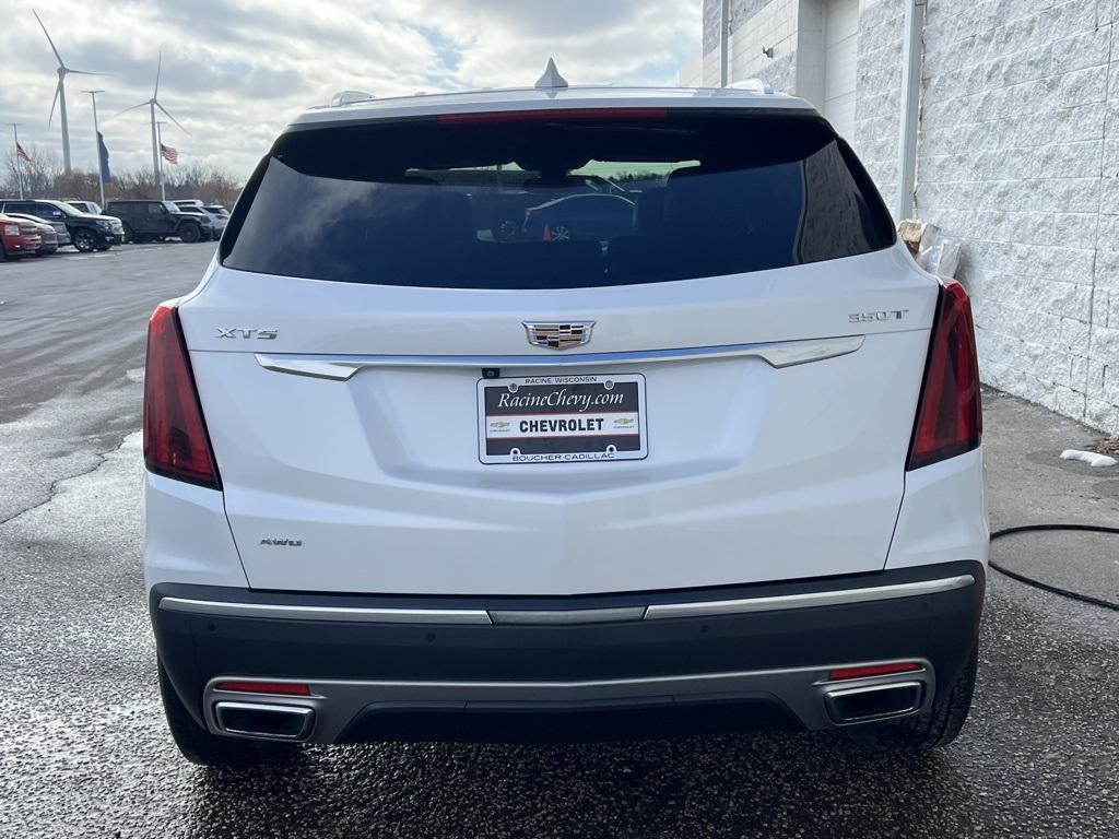 used 2021 Cadillac XT5 car, priced at $25,877