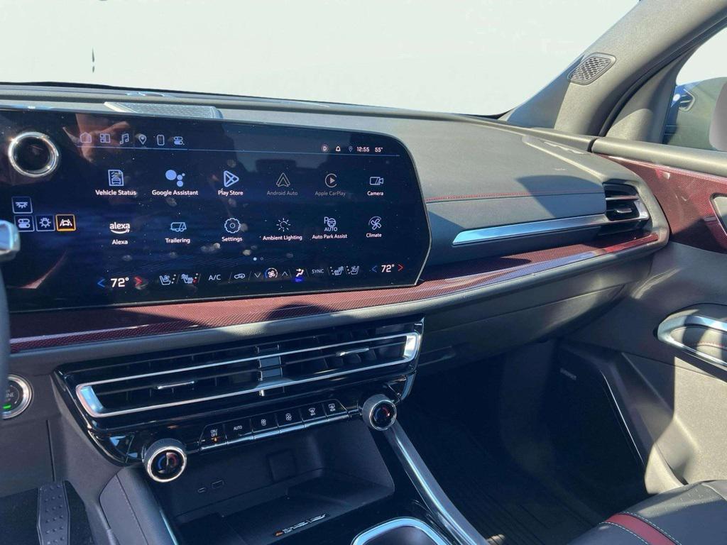 used 2024 Chevrolet Traverse car, priced at $49,442