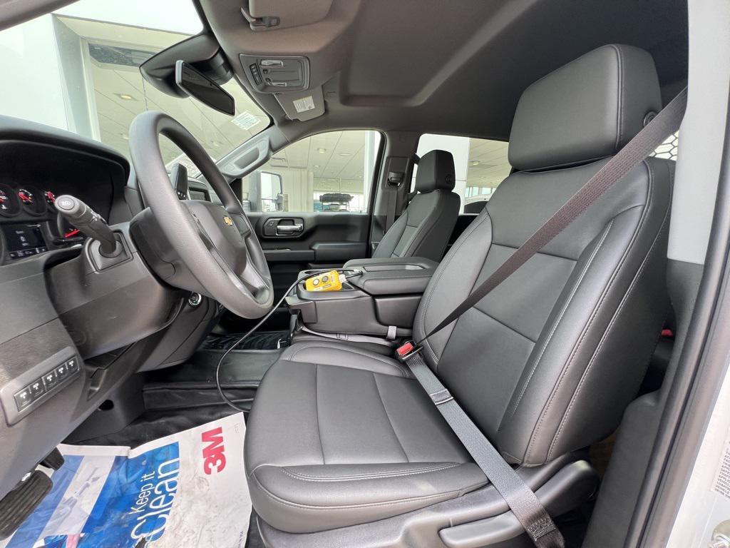 new 2024 Chevrolet Silverado 3500 car, priced at $71,895