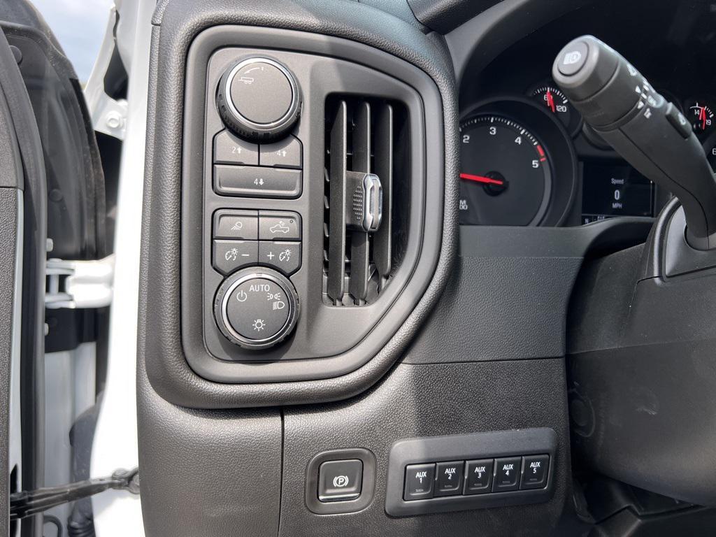 new 2024 Chevrolet Silverado 3500 car, priced at $71,895