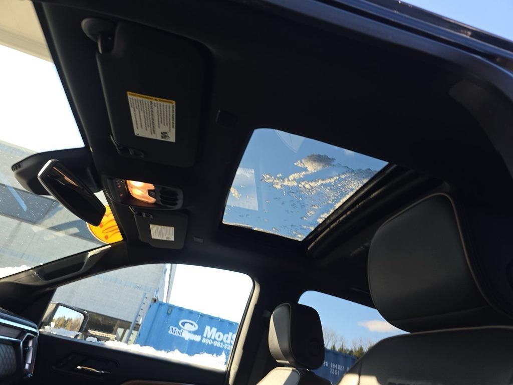 used 2023 GMC Canyon car, priced at $45,995