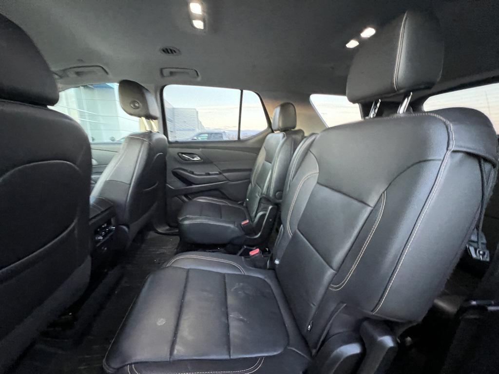 used 2021 Chevrolet Traverse car, priced at $28,997