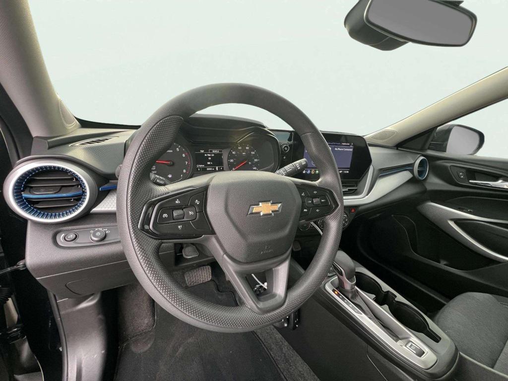 used 2024 Chevrolet Trax car, priced at $22,817