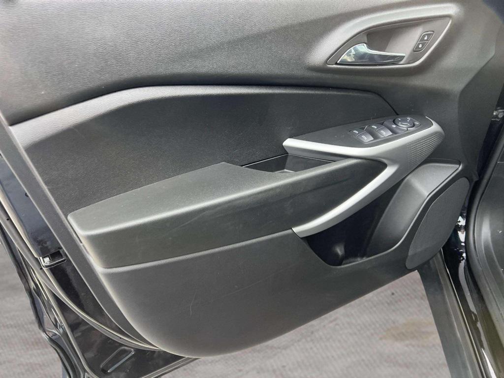 used 2024 Chevrolet Trax car, priced at $22,817