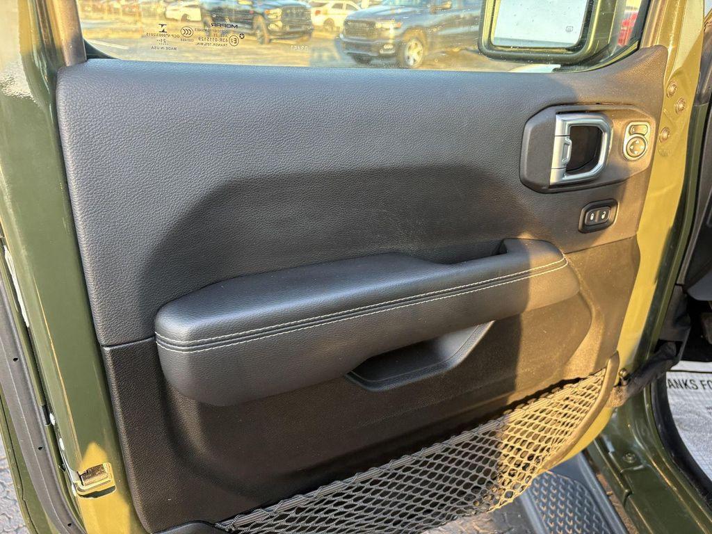 used 2021 Jeep Gladiator car, priced at $27,810