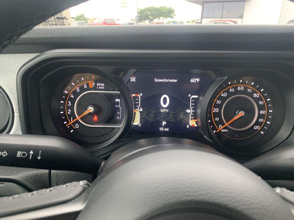 new 2025 Jeep Gladiator car, priced at $46,939