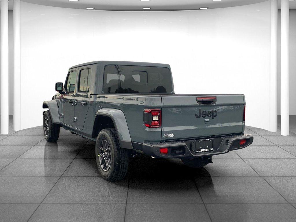 new 2025 Jeep Gladiator car, priced at $46,939