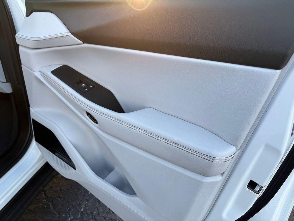 new 2026 Jeep Cherokee car, priced at $46,710