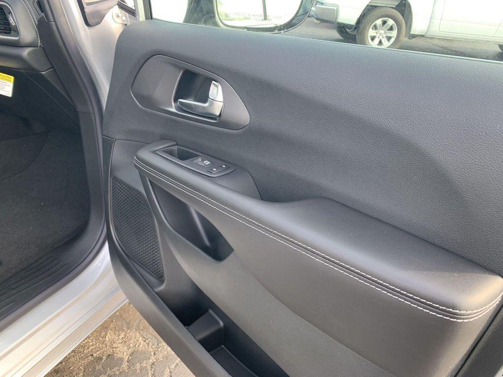 new 2026 Chrysler Pacifica car, priced at $45,135