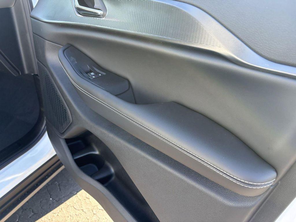 new 2026 Jeep Grand Cherokee car, priced at $44,710