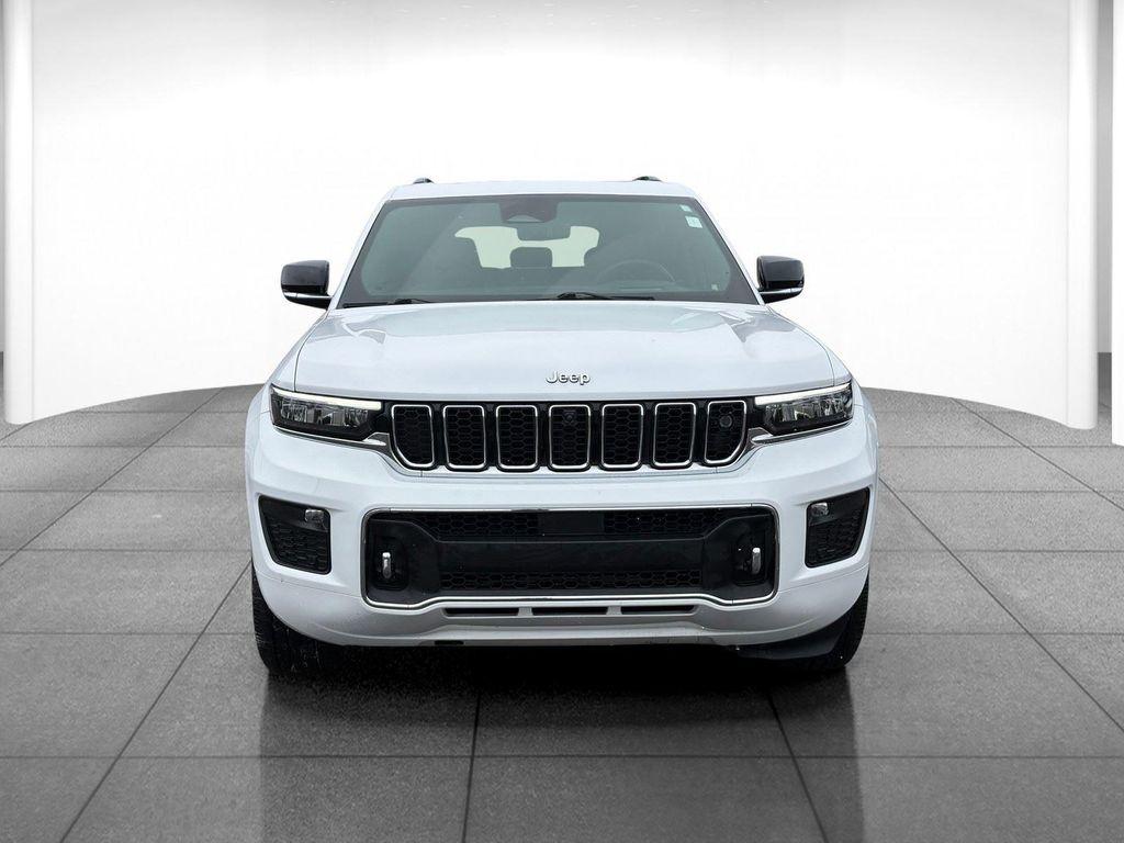 used 2023 Jeep Grand Cherokee car, priced at $39,300