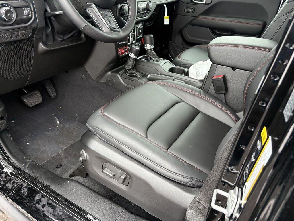 new 2026 Jeep Wrangler car, priced at $59,907