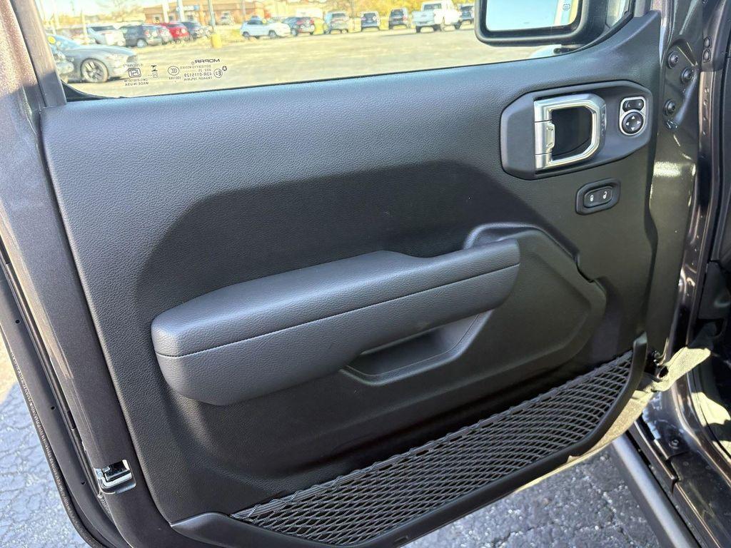 new 2026 Jeep Wrangler car, priced at $51,380