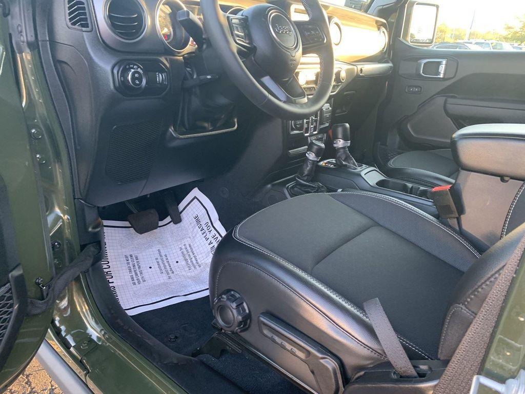 used 2023 Jeep Gladiator car, priced at $34,790