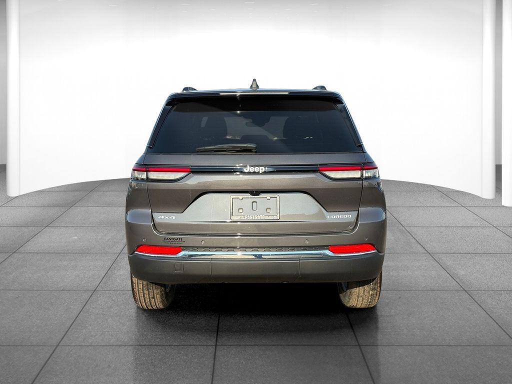new 2026 Jeep Grand Cherokee car, priced at $39,430