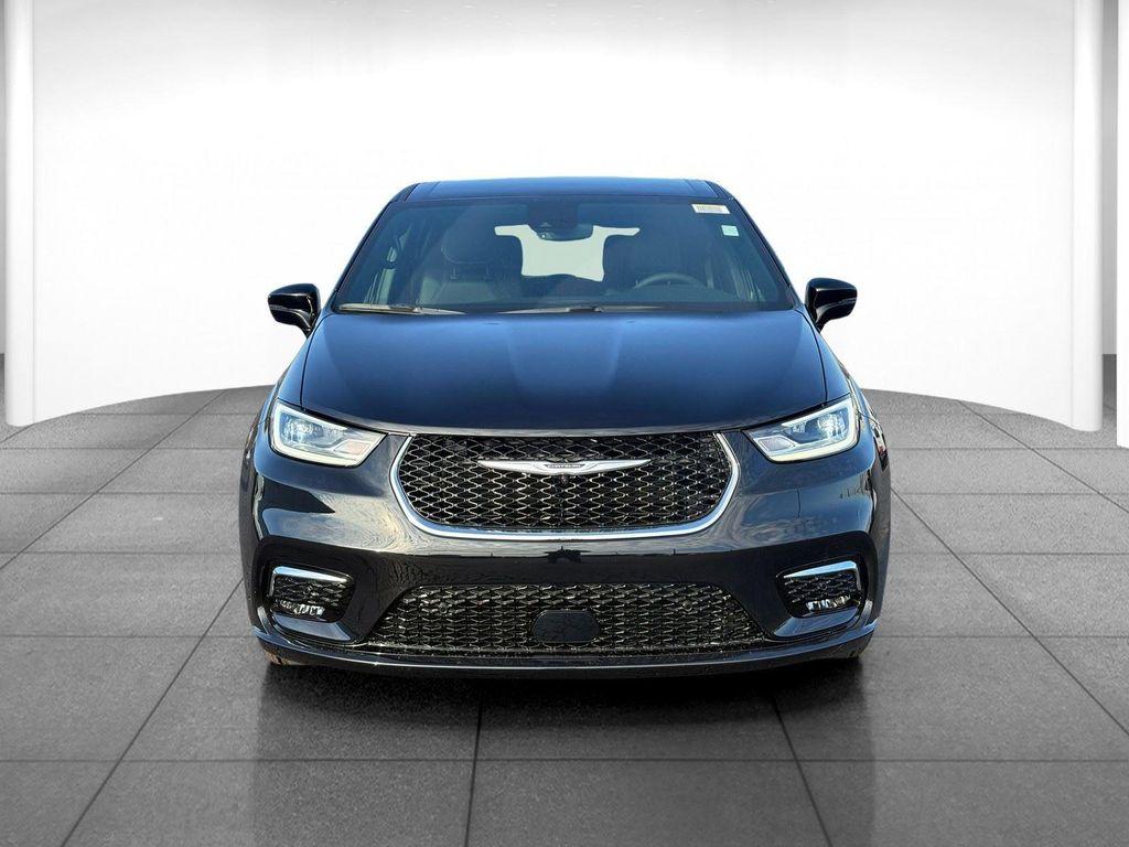 new 2026 Chrysler Pacifica car, priced at $42,160