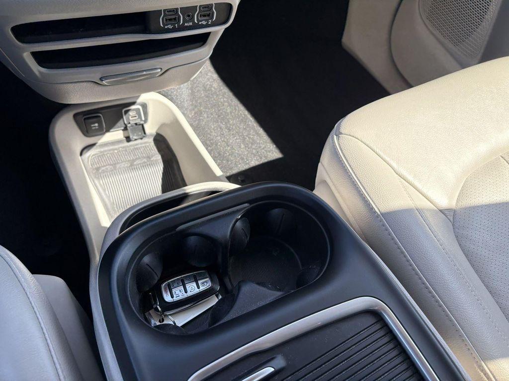 used 2021 Chrysler Pacifica car, priced at $32,750