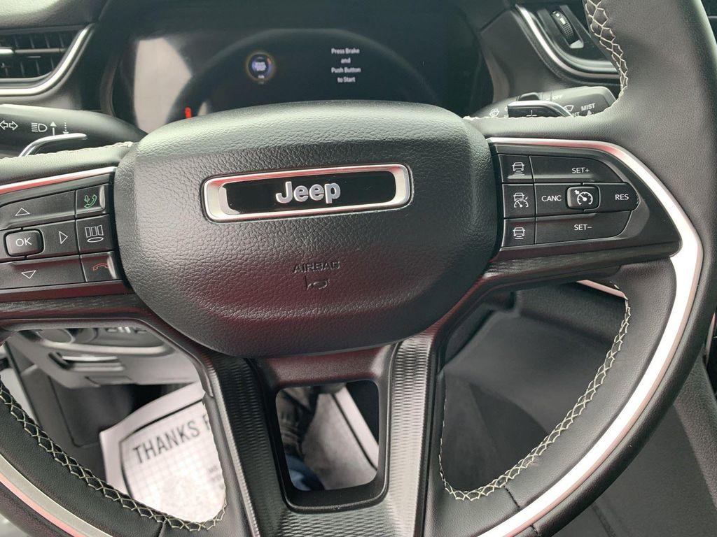used 2023 Jeep Grand Cherokee car, priced at $28,000