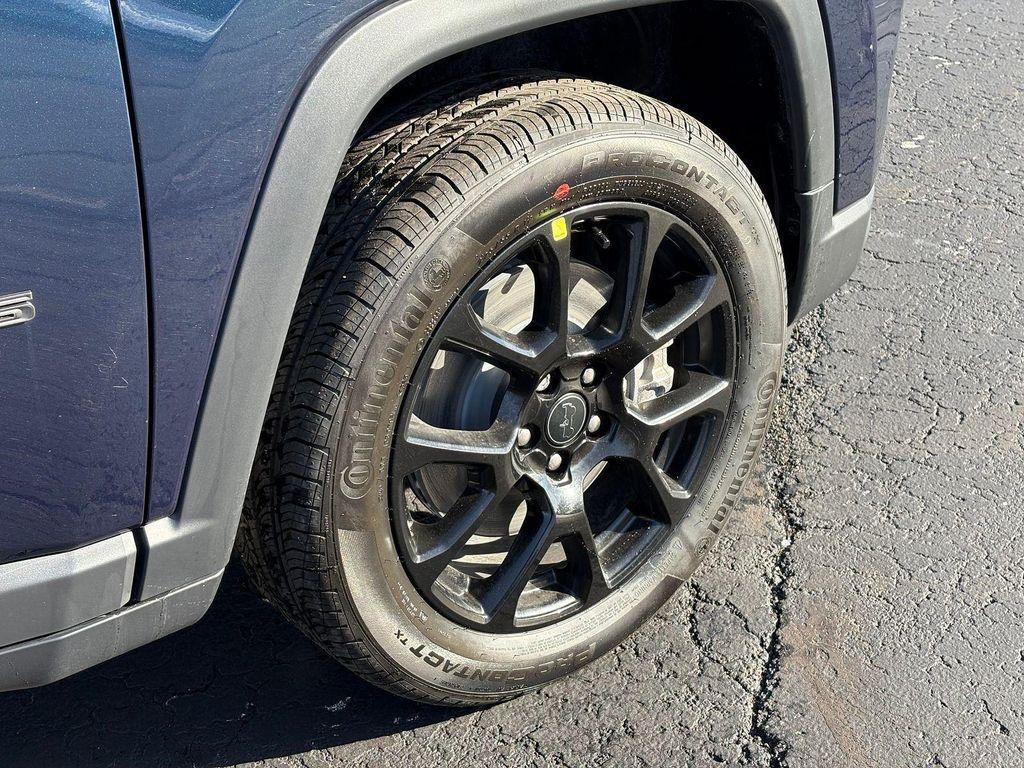 new 2026 Jeep Compass car, priced at $32,129