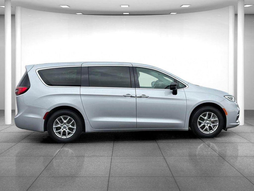 used 2024 Chrysler Pacifica car, priced at $30,000