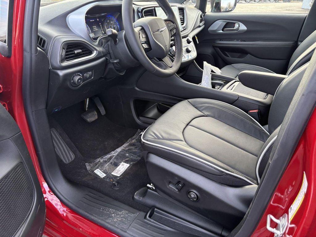 new 2026 Chrysler Pacifica car, priced at $49,610