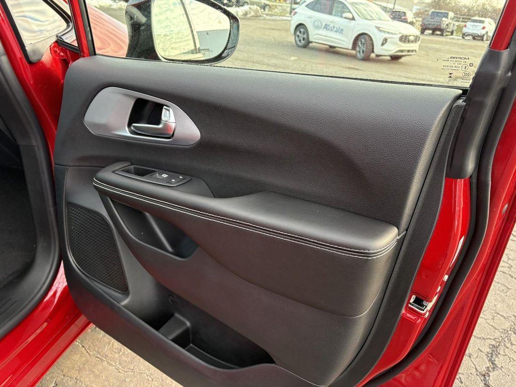 new 2026 Chrysler Pacifica car, priced at $49,610