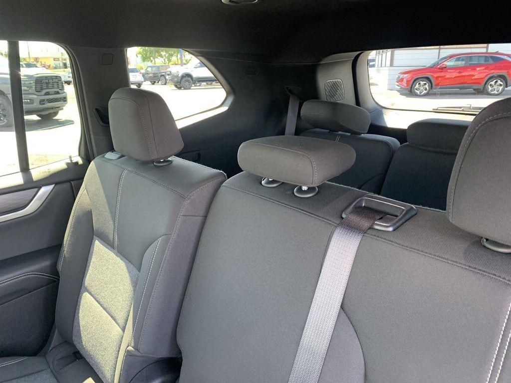 used 2025 GMC Acadia car, priced at $32,880