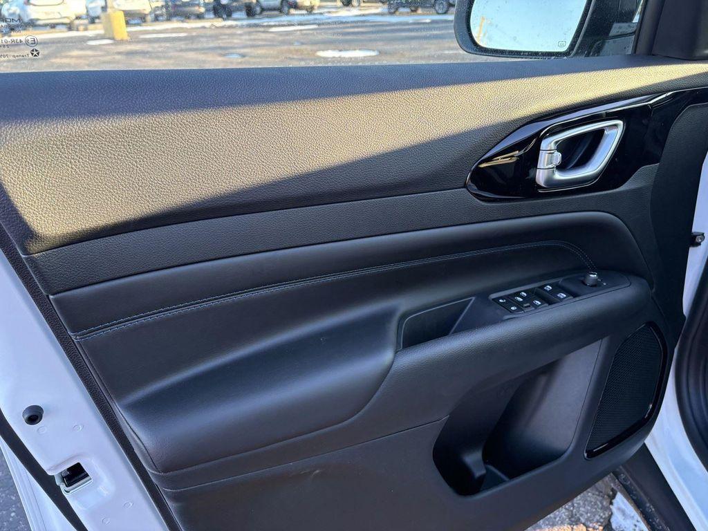 new 2026 Jeep Compass car, priced at $32,455