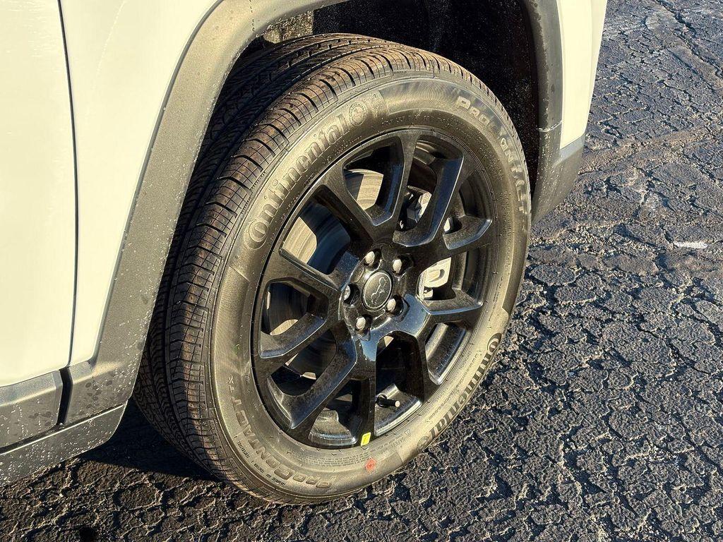 new 2026 Jeep Compass car, priced at $32,455