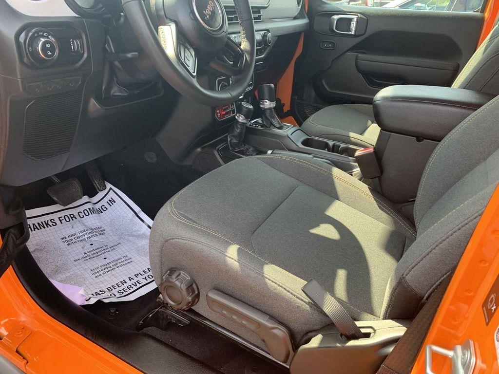 used 2025 Jeep Gladiator car, priced at $41,699