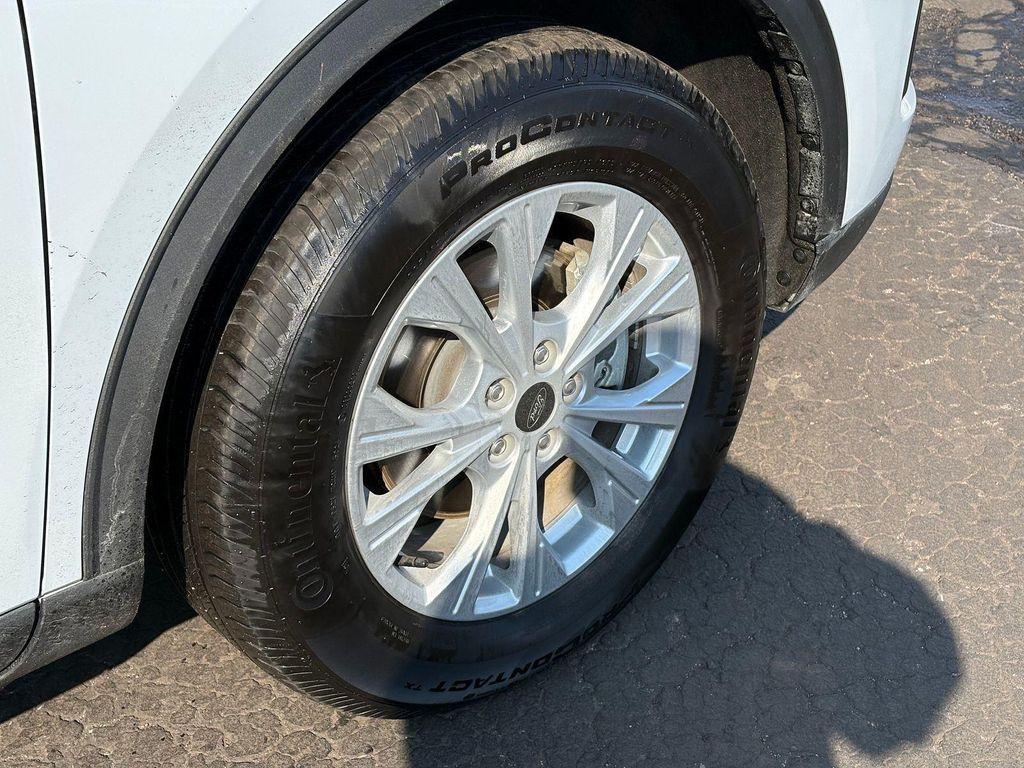 used 2025 Ford Escape car, priced at $23,917