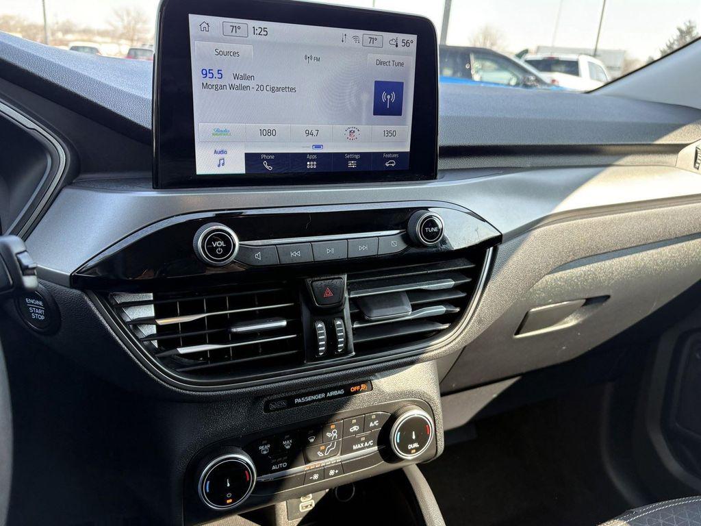 used 2025 Ford Escape car, priced at $23,917