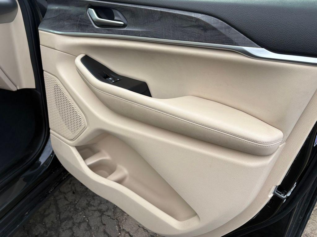 used 2024 Jeep Grand Cherokee car, priced at $33,921